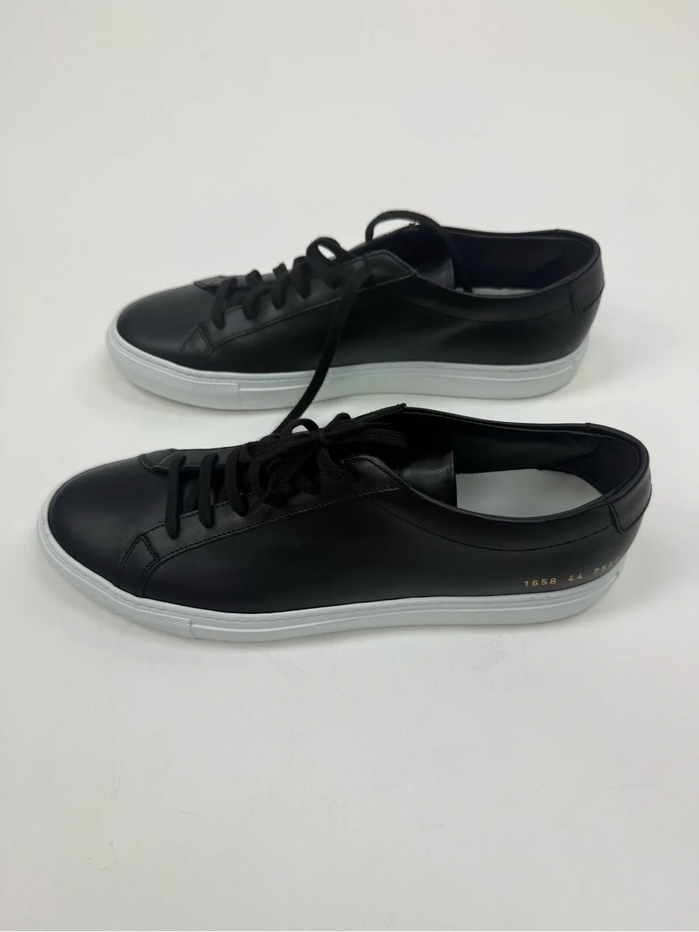 Common Projects Black Leather Low-Top Sneakers with White Sole